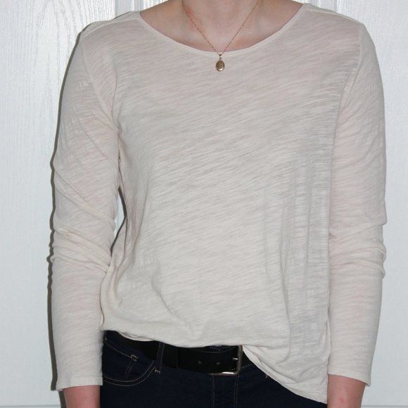 GAP Cream Long Sleeve Tee - Picture 1 of 2